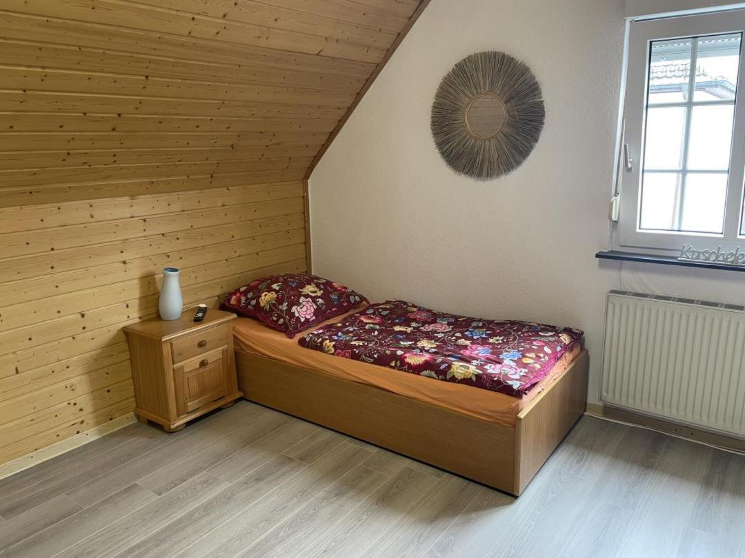 Schicke Ferien- Und Monteurswohnung 53 Qm Philippsburg Bilik gambar