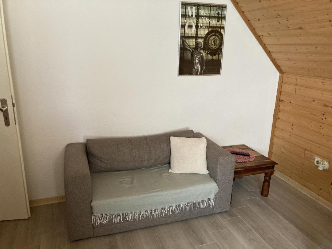 Schicke Ferien- Und Monteurswohnung 53 Qm Philippsburg Luaran gambar